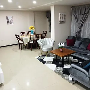 Departamento Grande Con Jacuzzi Cuenca